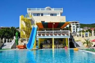 Corona By Asteri Hotels