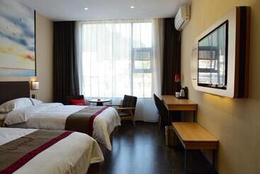 Thank Inn Chain Hotel Guizhou Tongren Bijiang District High Speed Railway Station Qingshui Avenue St