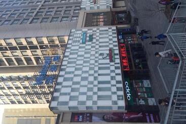 Hotel 7 Days Premium· Zhoushuizi Airport Walmart