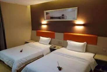 Hotel 7days Premium Kunming New Asia Sports City Subway Station Branch