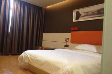 Hotel 7days Premium Yunfu Xinxing Bus Station