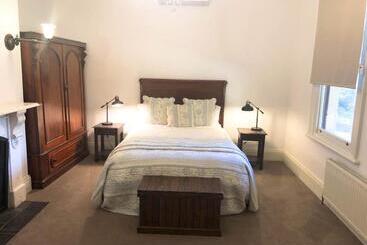 צימר Bon Accord Luxury Accommodation