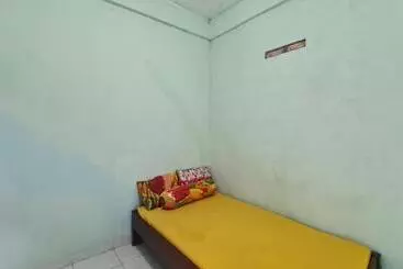 Pensão Spot On 93020 Rumah Singgah Ganjuran