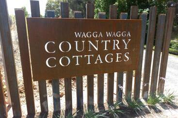 צימר Wagga Wagga Country Cottages