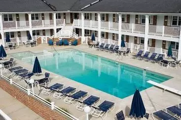 Motelli Saratoga Resort
