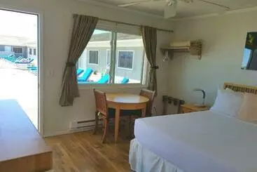 White Sands Motel