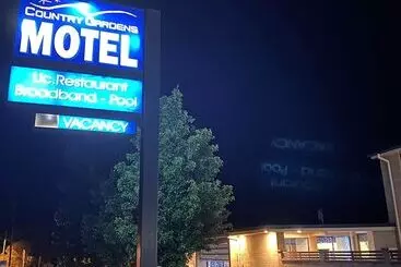 Country Gardens Motel