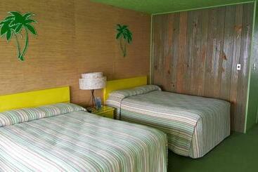 Caribbean Motel