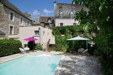 فندق Auberge Saint Fleuret