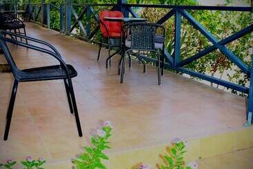 汽车旅馆 Matildas End Holiday Units