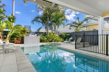 ペンション Byron Baythers