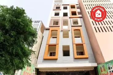 Hotel Capital O 67796 Sree Guru Lakshmi Residency