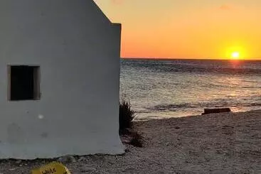 تختخواب و صبحانه Casa Mantana Bonaire