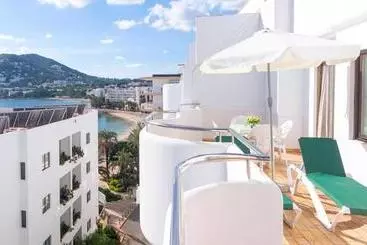 Apartamentos Bon Lloc