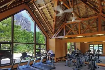 فندق Dinarobin Beachcomber Golf Resort & Spa