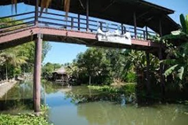 ホテル Baan Suanaomsuk