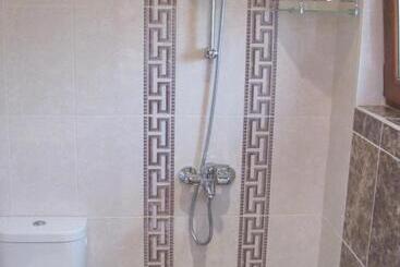 פנסיון Guest House Villa Elma