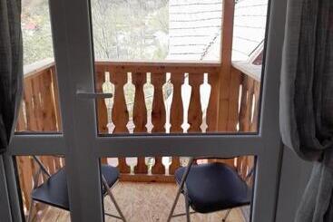 Pensiunea Poiana Soarelui