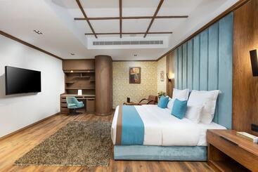 בית מלון כפרי Madareem