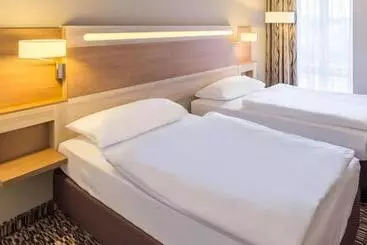 Отель Park Inn By Radisson Gottingen