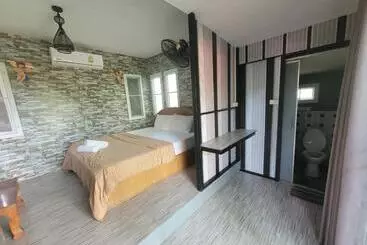 ペンション Sawan Srang Nang Kaew