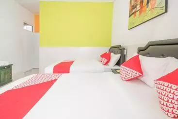 Hotel Oyo 2270 Taman Wirama