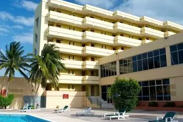 هتل Ramada By Wyndham Princess Belize City