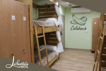 Hostel La Huertica