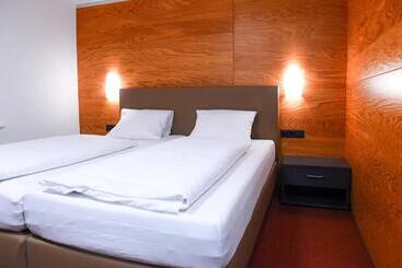 هتل Berghaus Stuben