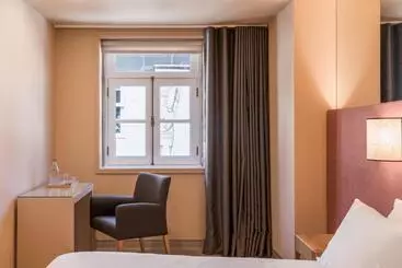 Отель Margarida Da Praca