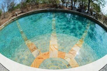 בית מלון כפרי Nusabay Menjangan