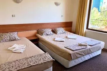 ペンション Guest House Radiana