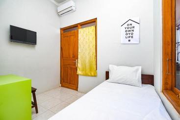 Hotell Oyo Life 3153 D Homey