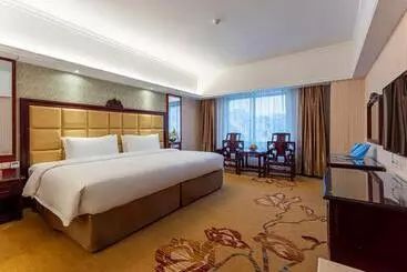 Vienna Hotel Jingxi Zhongshan Park