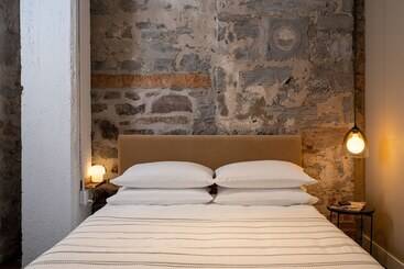 هتل Maison Sainte Thérèse By Maisons & Co