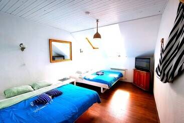 호텔 Meridian Apartments