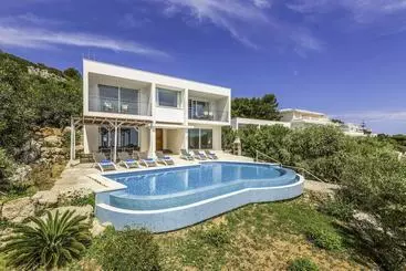 Landhaus Villa Tin Dos
