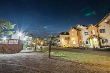 ホテル Red Windmill Pension