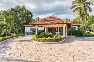 هتل آپارتمان Onyx Aparta