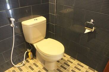 膳宿费 A One House