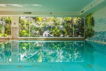 هتل Dorisol Mimosa Studio