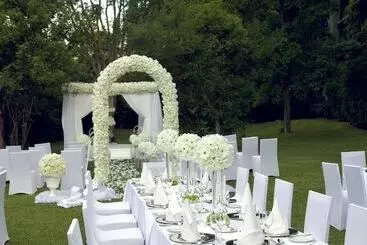 Hotel Heritance Kandalama