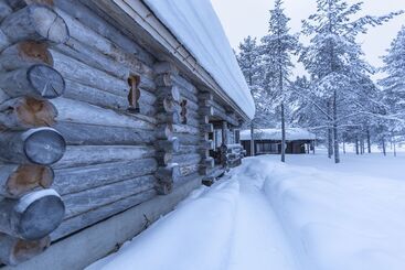 Сельский дом Kuukkeli Log Houses Villa Aurora