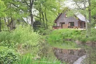 リゾートホテル Ramshorn Estate Woodland Lodges