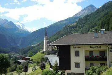 Pension Trojerhof