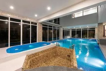 Resort Justa Mukteshwar Retreat & Spa