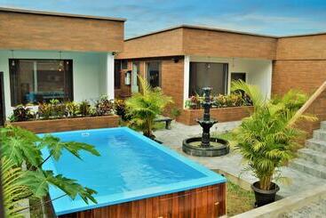 Aparthotel Toucan Platinum Suites Apart