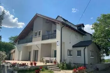 Bed & Breakfast Monostor Panzió