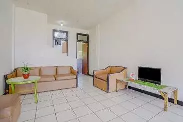 Otel Villa Puncak Agape Near Cipanas Mitra Reddoorz