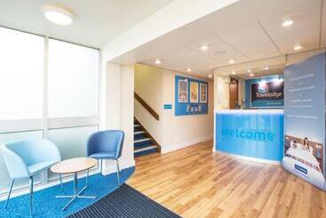 Otel Travelodge Kinross M90